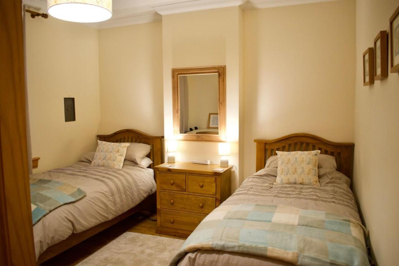 Newly Refurbed Home With Free Parking Эдинбург Экстерьер фото