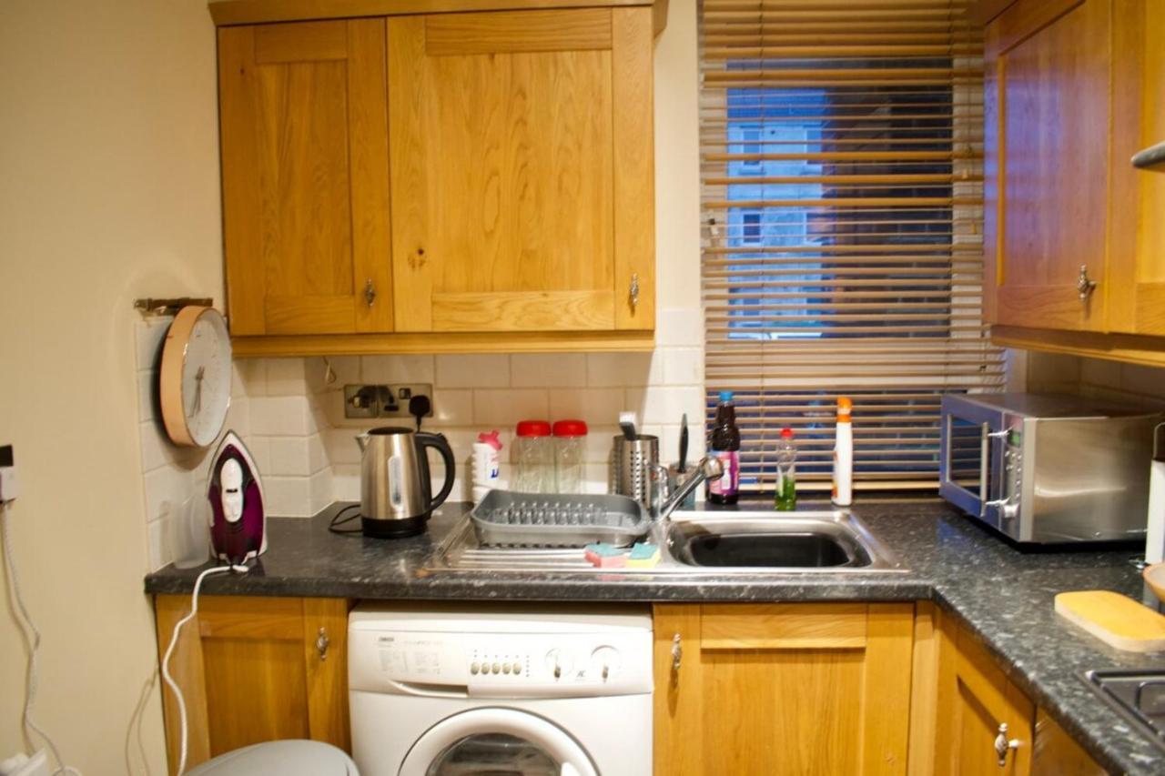 Newly Refurbed Home With Free Parking Эдинбург Экстерьер фото